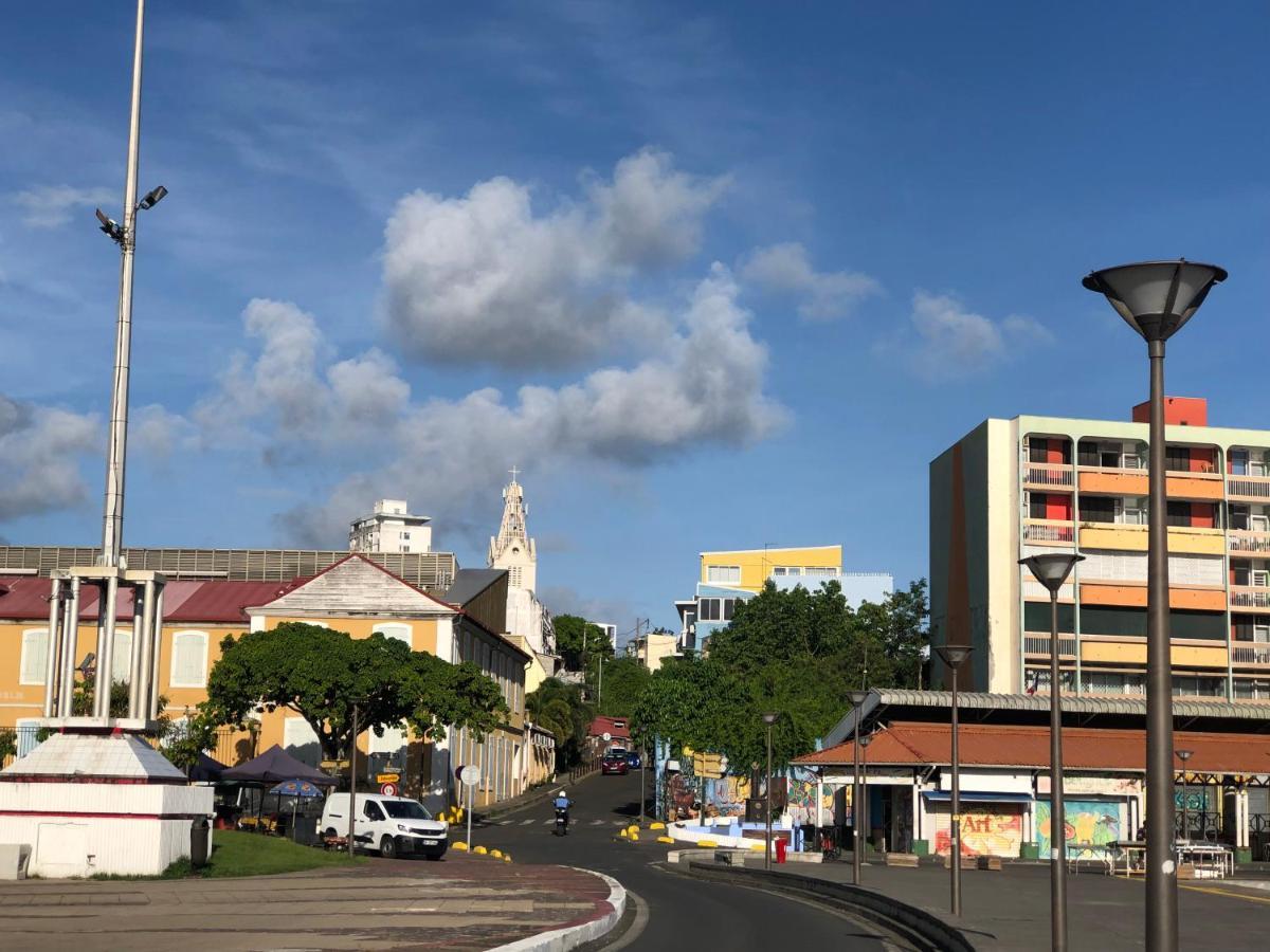 Appartement Avec Vue Panoramique De Pointe-A-Pitre Exterior foto
